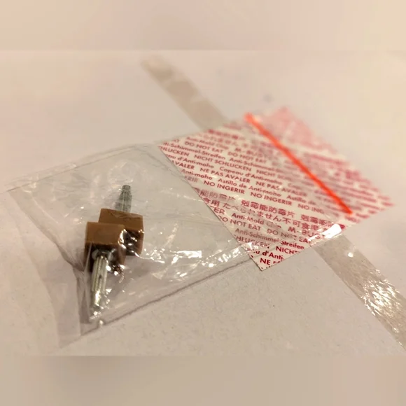 NWT Badgley Mischka Champagne Heels 7.5 - Picture 8 of 10